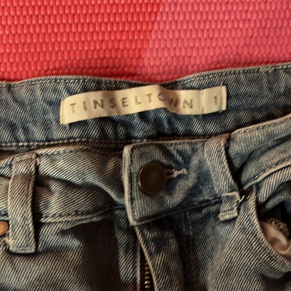Size one Tinseltown jeans - Picture 3 of 3
